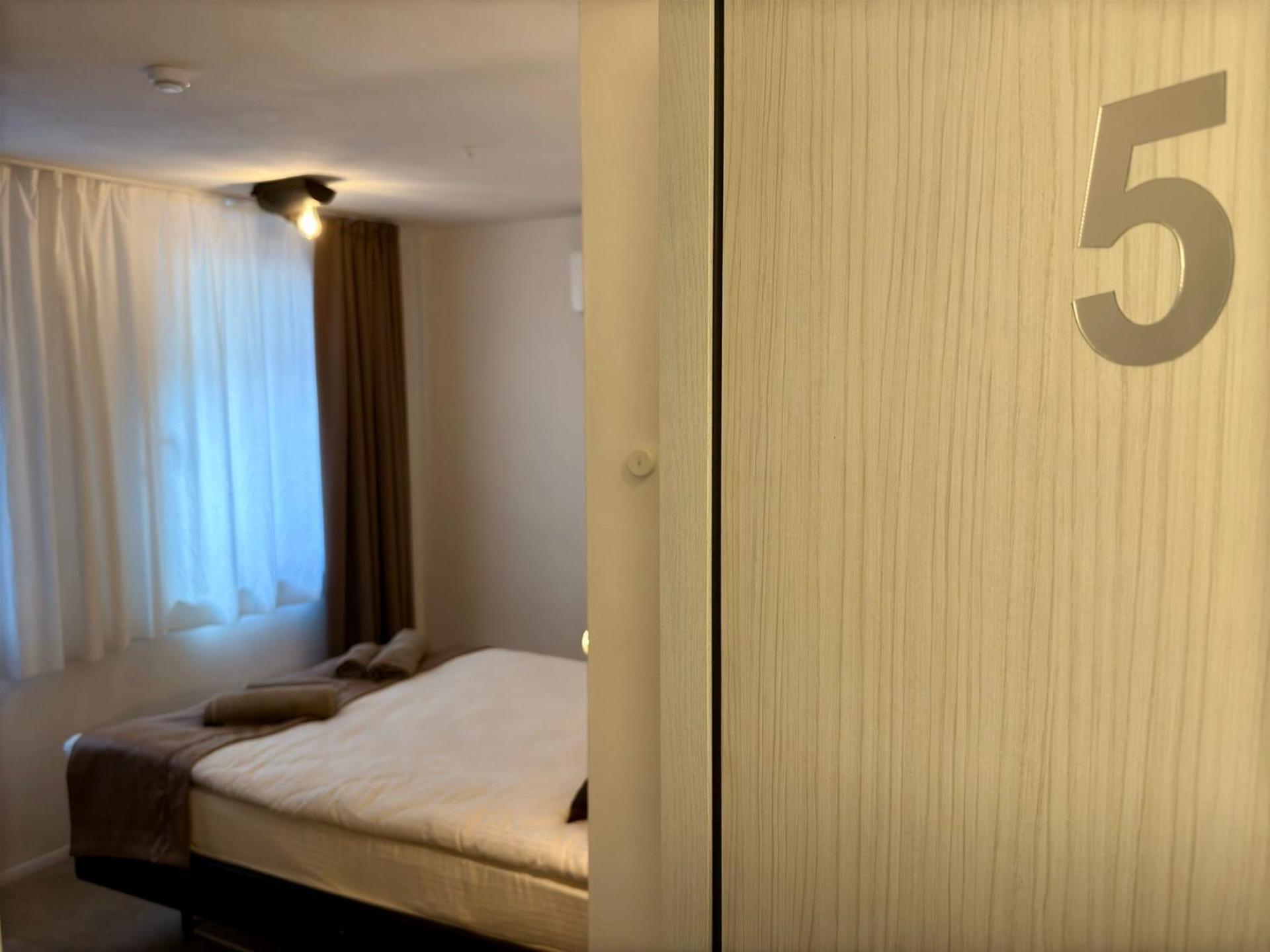 Arthotel Oscar I Созопол Стая снимка